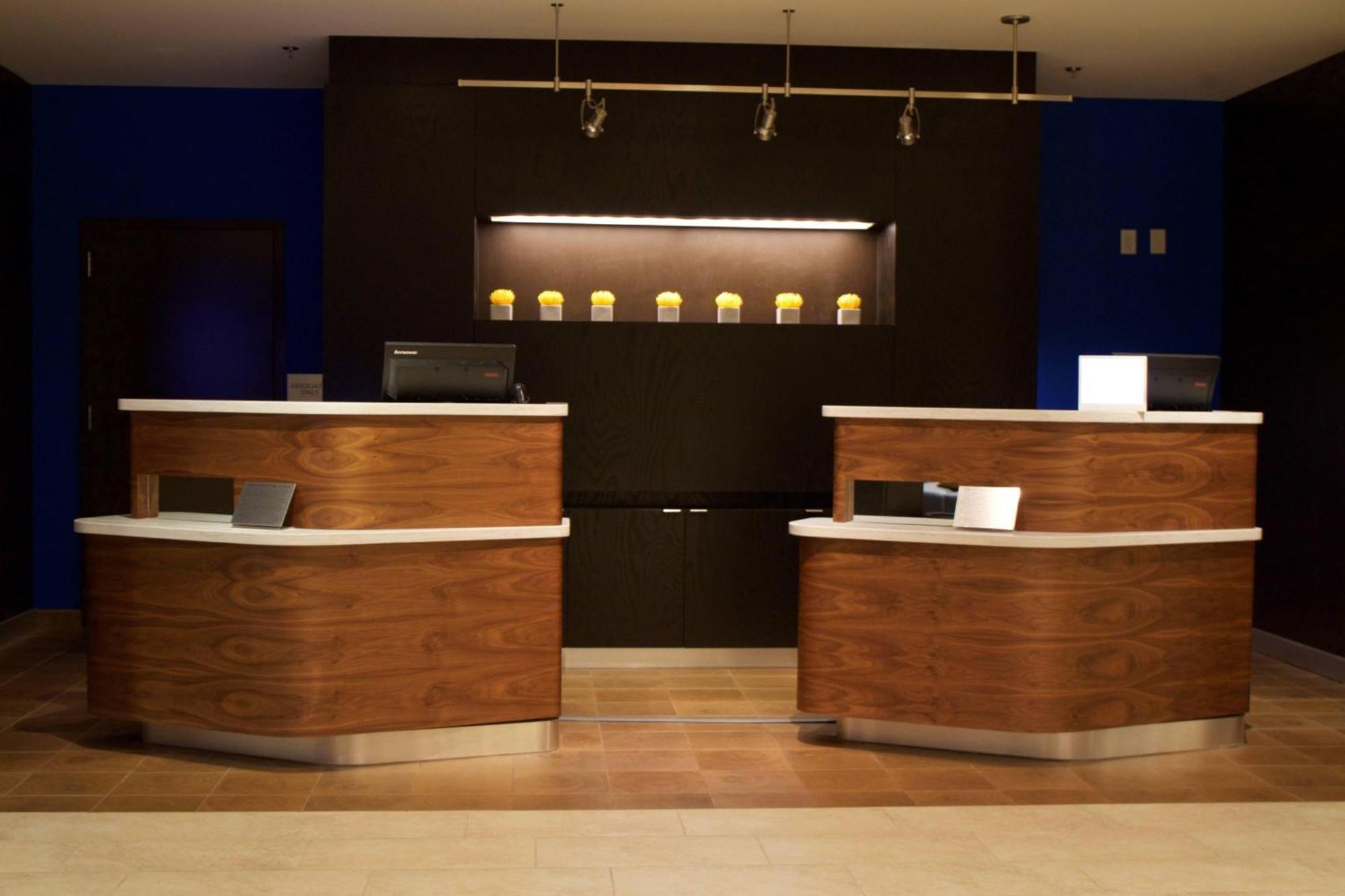 Courtyard By Marriott Asheville Airport Fletcher Exterior photo