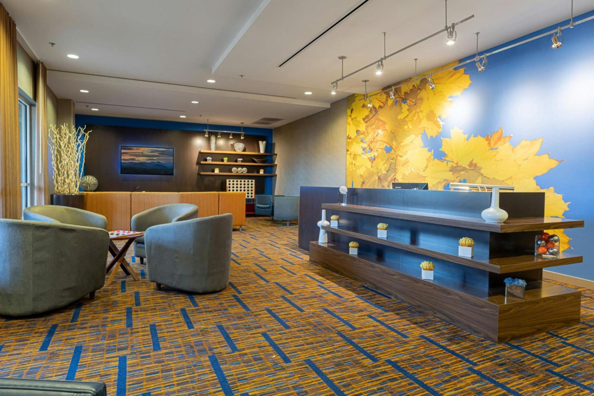 Courtyard By Marriott Asheville Airport Fletcher Exterior photo