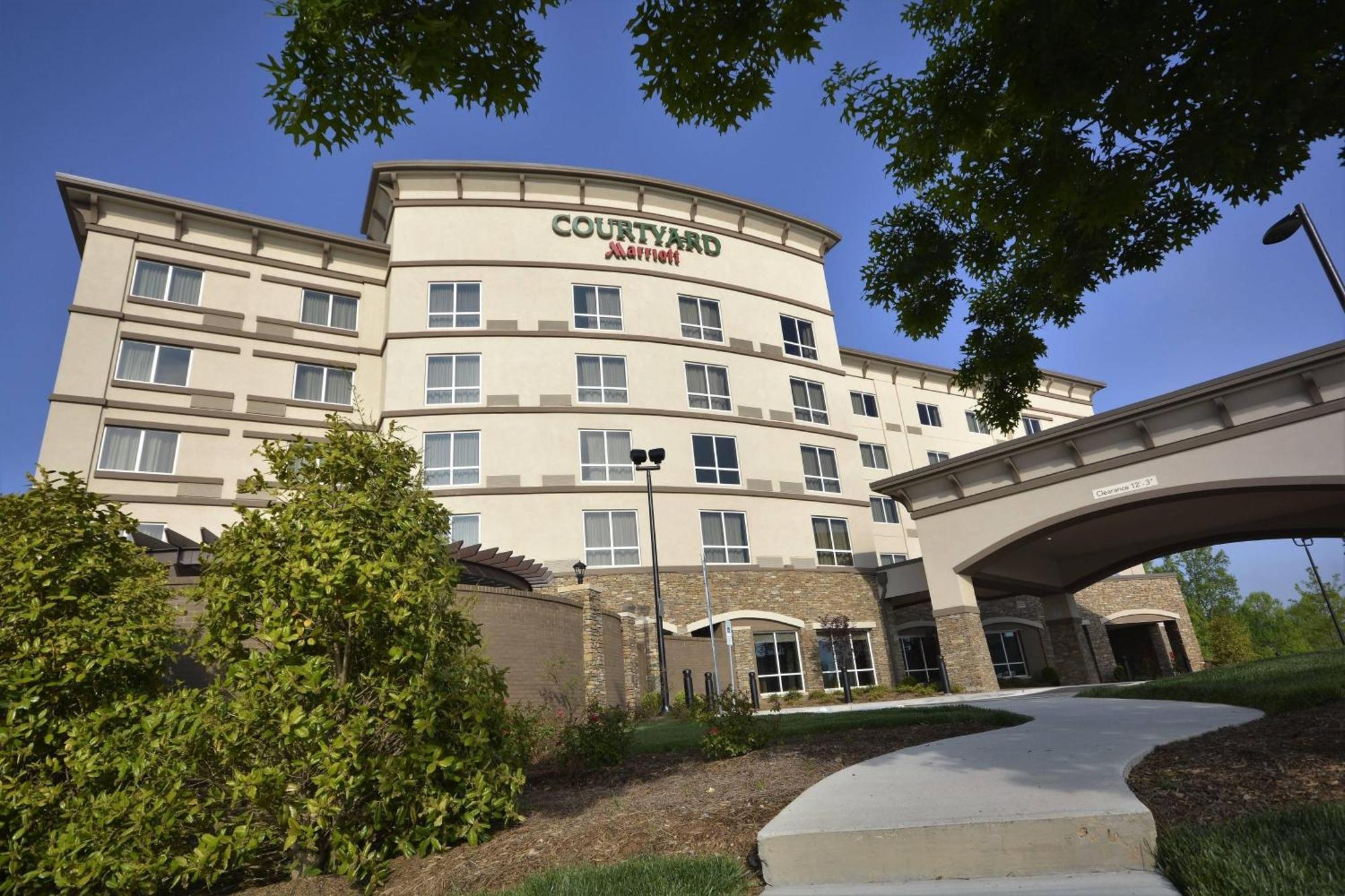 Courtyard By Marriott Asheville Airport Fletcher Exterior photo
